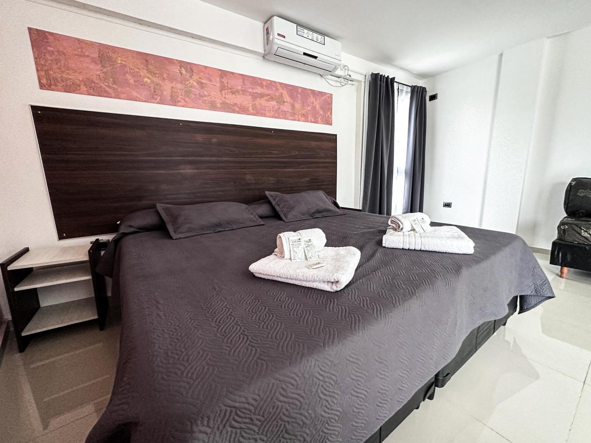 Golden Ross Hotel Villa Carlos Paz Luaran gambar